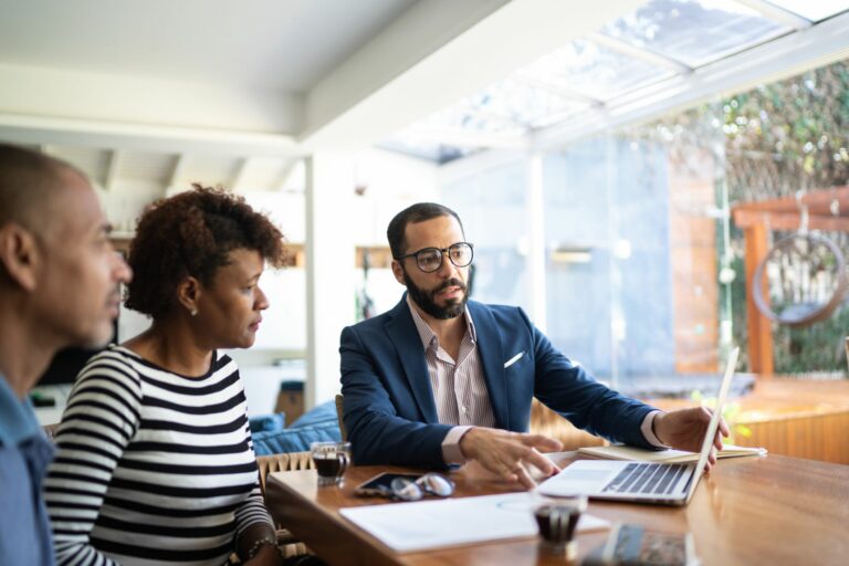 Mediação no direito do trabalho: como funciona e quando é indicada? Mediação no direito do trabalho: como funciona e quando é indicada?